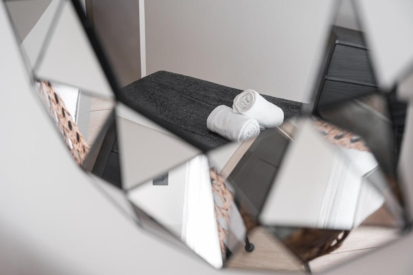Guestready - Quental Wallpaper Near Marques Square Порто Екстериор снимка