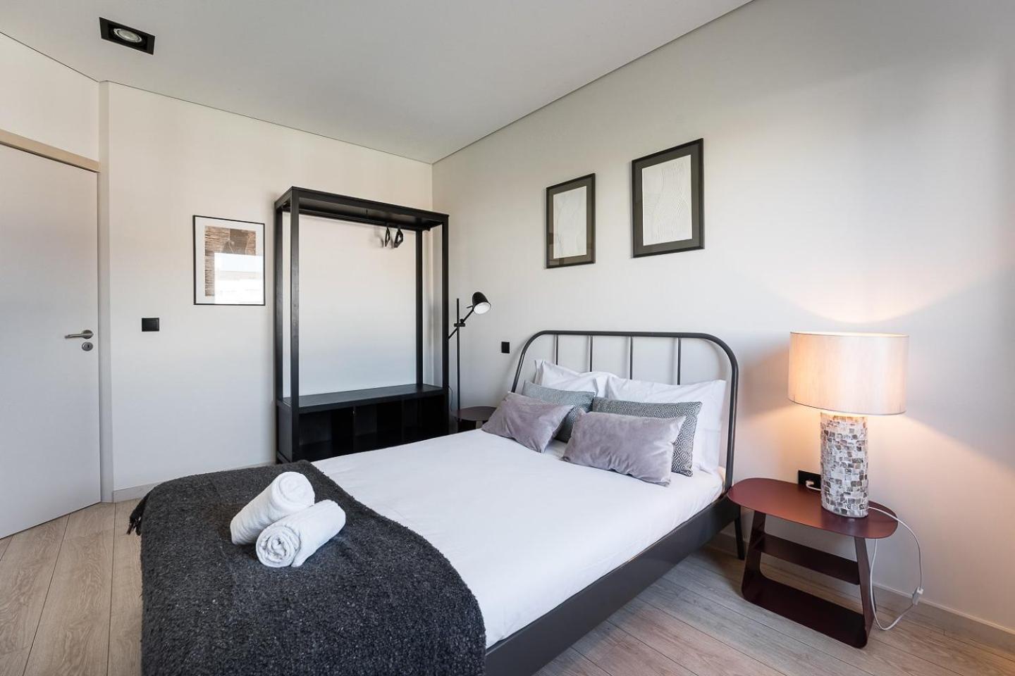 Guestready - Quental Wallpaper Near Marques Square Порто Екстериор снимка