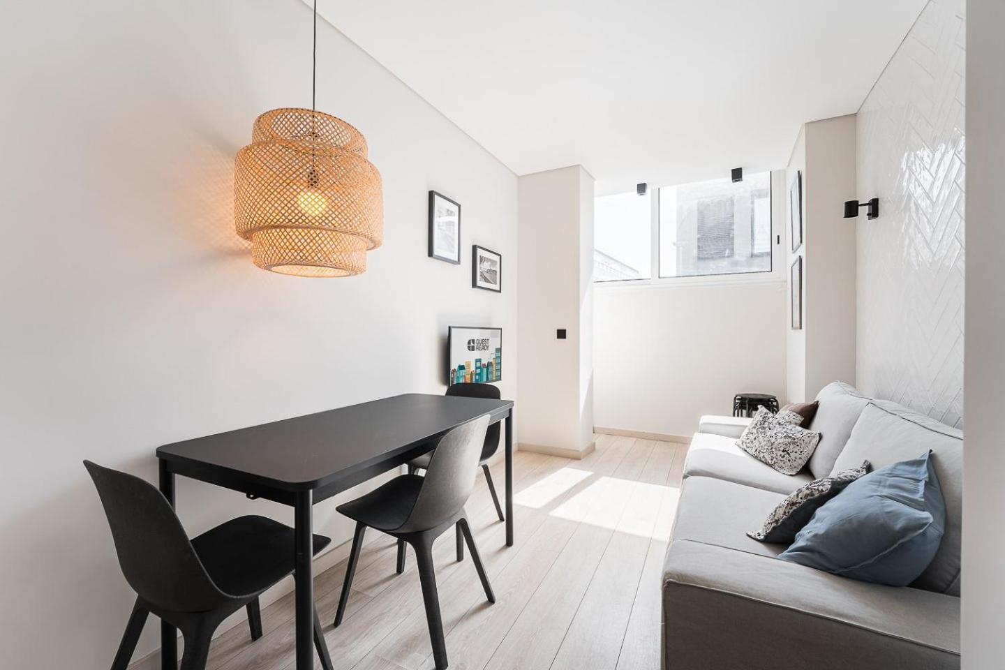 Guestready - Quental Wallpaper Near Marques Square Порто Екстериор снимка