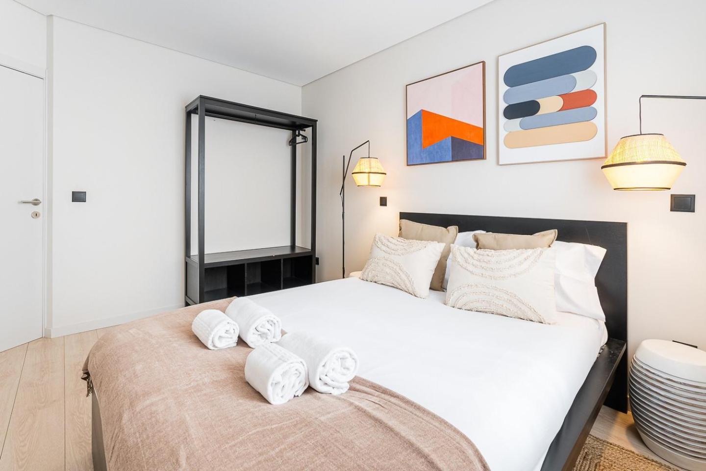 Guestready - Quental Wallpaper Near Marques Square Порто Екстериор снимка