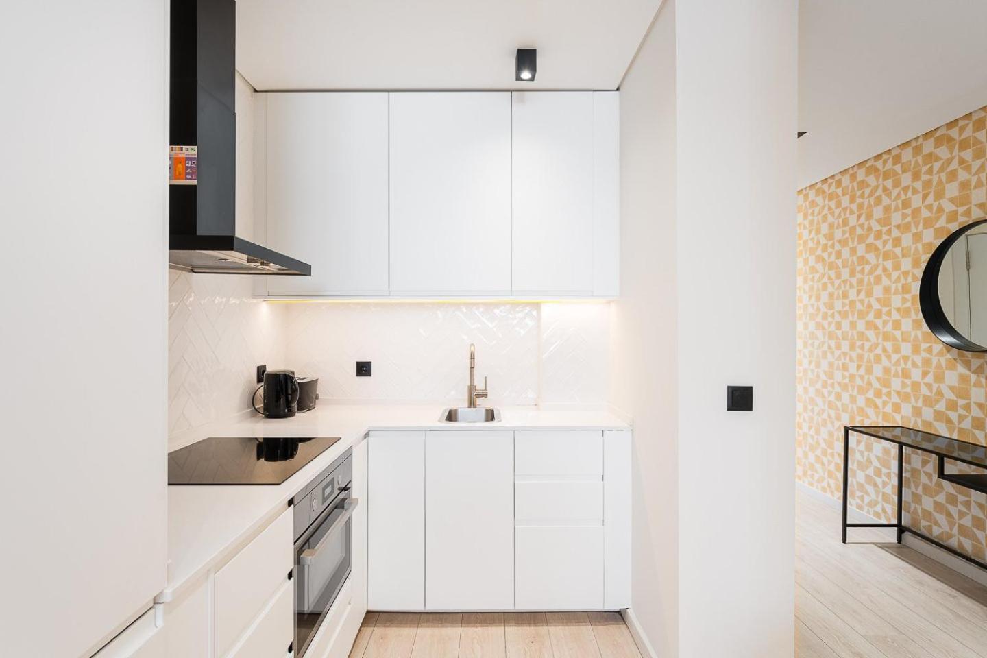 Guestready - Quental Wallpaper Near Marques Square Порто Екстериор снимка